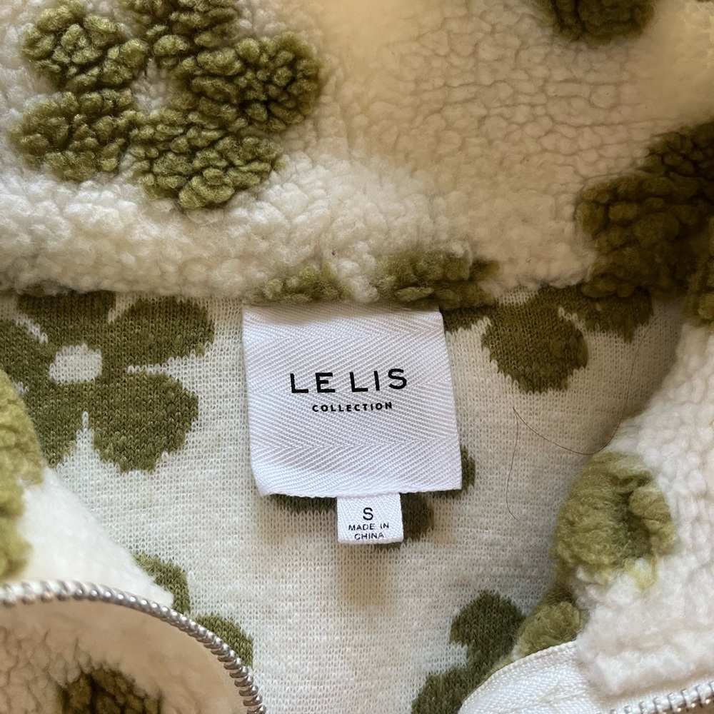 Le Lis Olive Floral Fleece Jacket - Picture 2 of 2